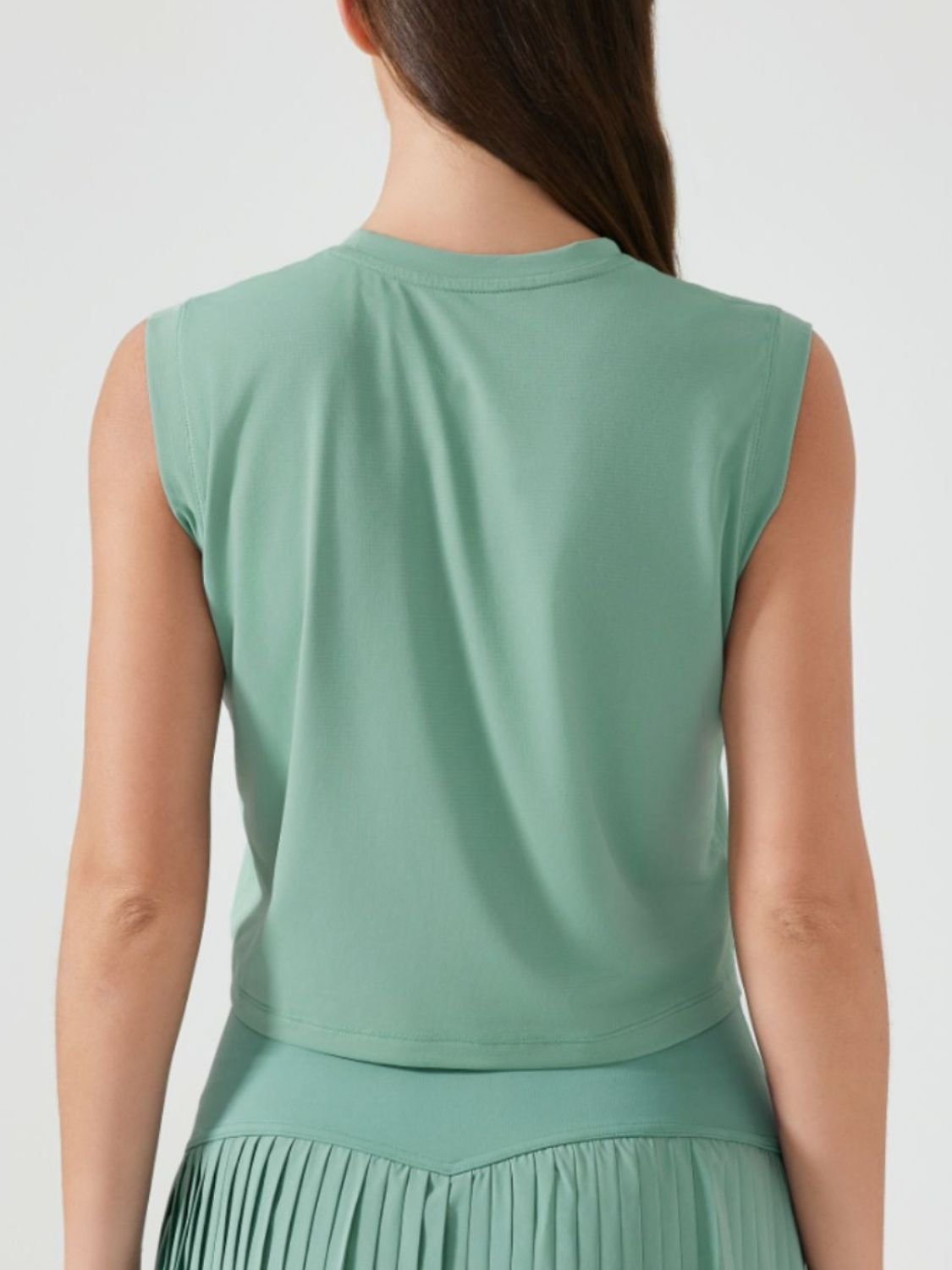 Millennia Round Neck Cropped Active Tank